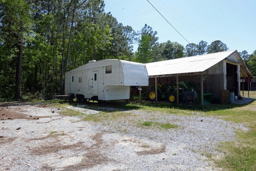 6067 Dan Garcia Rd, Bay Saint Louis, MS for sale - Primary Photo - Image 2 of 5