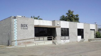 Plus de détails pour 117 V St, Bakersfield, CA - Industriel à louer