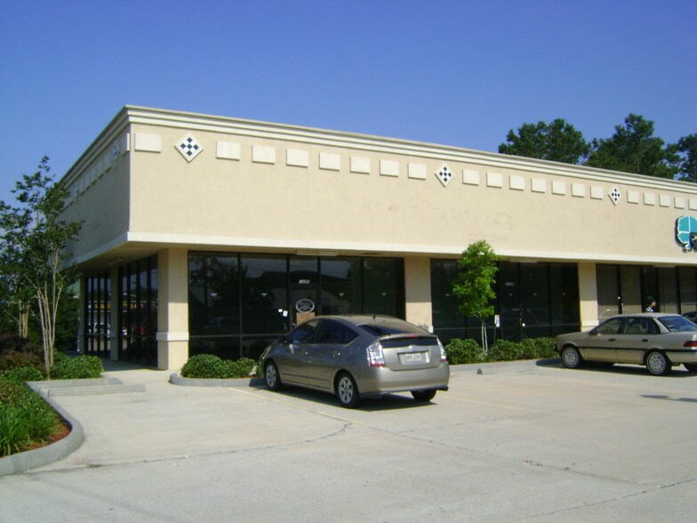 2132 E Gause Blvd, Slidell, LA à louer - Photo du bâtiment - Image 2 de 3