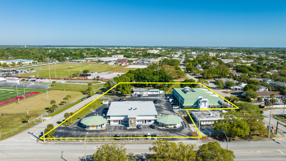 1615 14th Ave, Vero Beach, FL for sale - Building Photo - Image 2 of 80