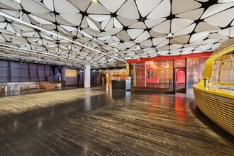 800 W Olympic Blvd, Los Angeles, CA à louer Photo intérieure- Image 2 de 8