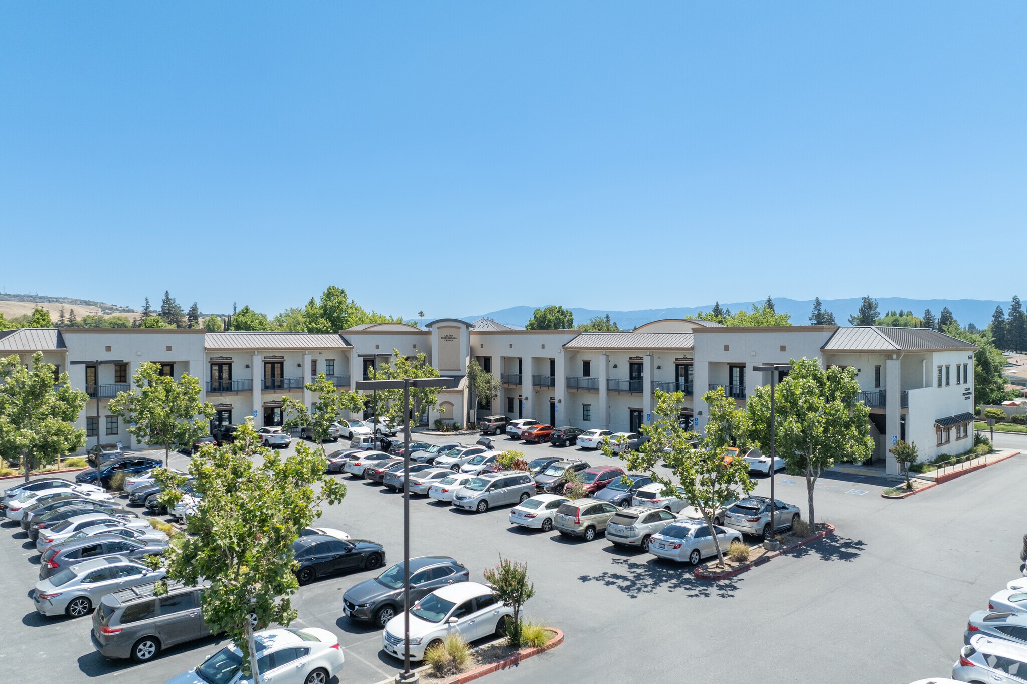 1569 Lexann Ave, San Jose, CA à vendre Photo principale- Image 1 de 89