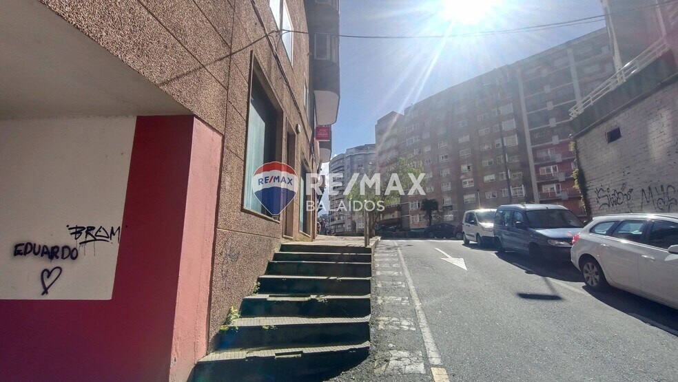 Commerce de détail dans Vigo, Pontevedra à vendre - Photo du bâtiment - Image 2 de 33
