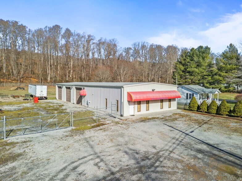 2719 Highway 91, Elizabethton, TN à vendre - Photo du bâtiment - Image 3 de 28