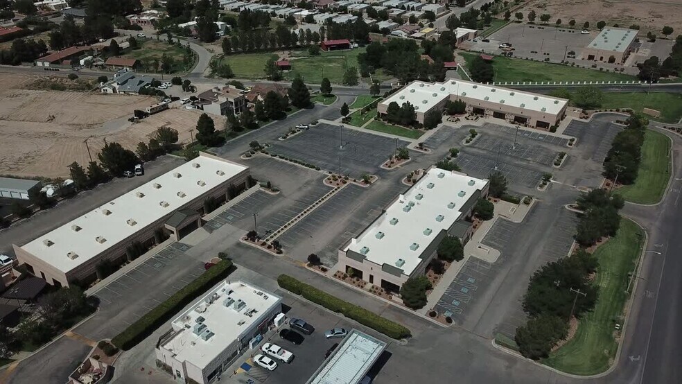 5340 Mcnutt Rd, Santa Teresa, NM à louer - Vidéo sur l’inscription commerciale - Image 2 de 7