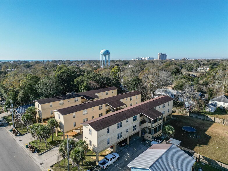 265 Crawford St, Biloxi, MS à vendre - Photo principale - Image 1 de 1