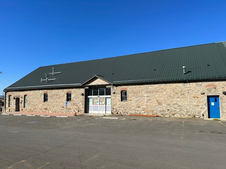 1531 National Ave, Helena, MT à vendre - Photo du bâtiment - Image 2 de 35