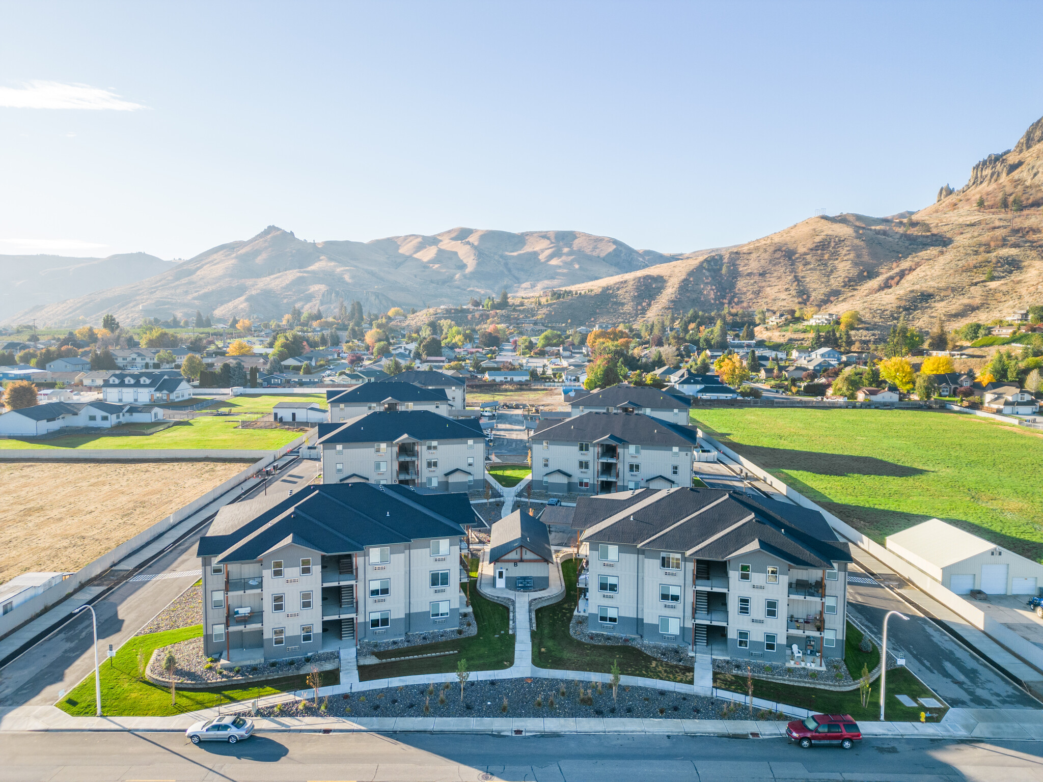 1101 Red Apple Rd, Wenatchee, WA à vendre Photo du bâtiment- Image 1 de 1