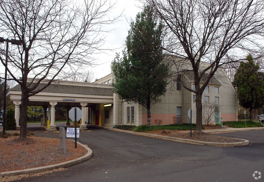 195 Bristol Oxford Valley Rd, Langhorne, PA à vendre - Photo du bâtiment - Image 2 de 21