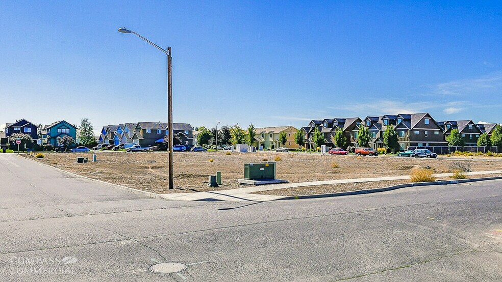 404 NW 25th St, Redmond, OR for sale - Building Photo - Image 3 of 5