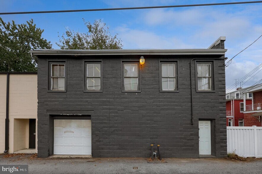 238 N Reservoir St, Lancaster, PA à vendre - Photo principale - Image 1 de 21