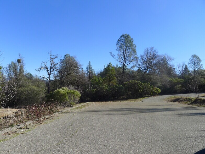 13376 Rue Montaigne, Oregon House, CA à vendre - Photo du bâtiment - Image 3 de 16