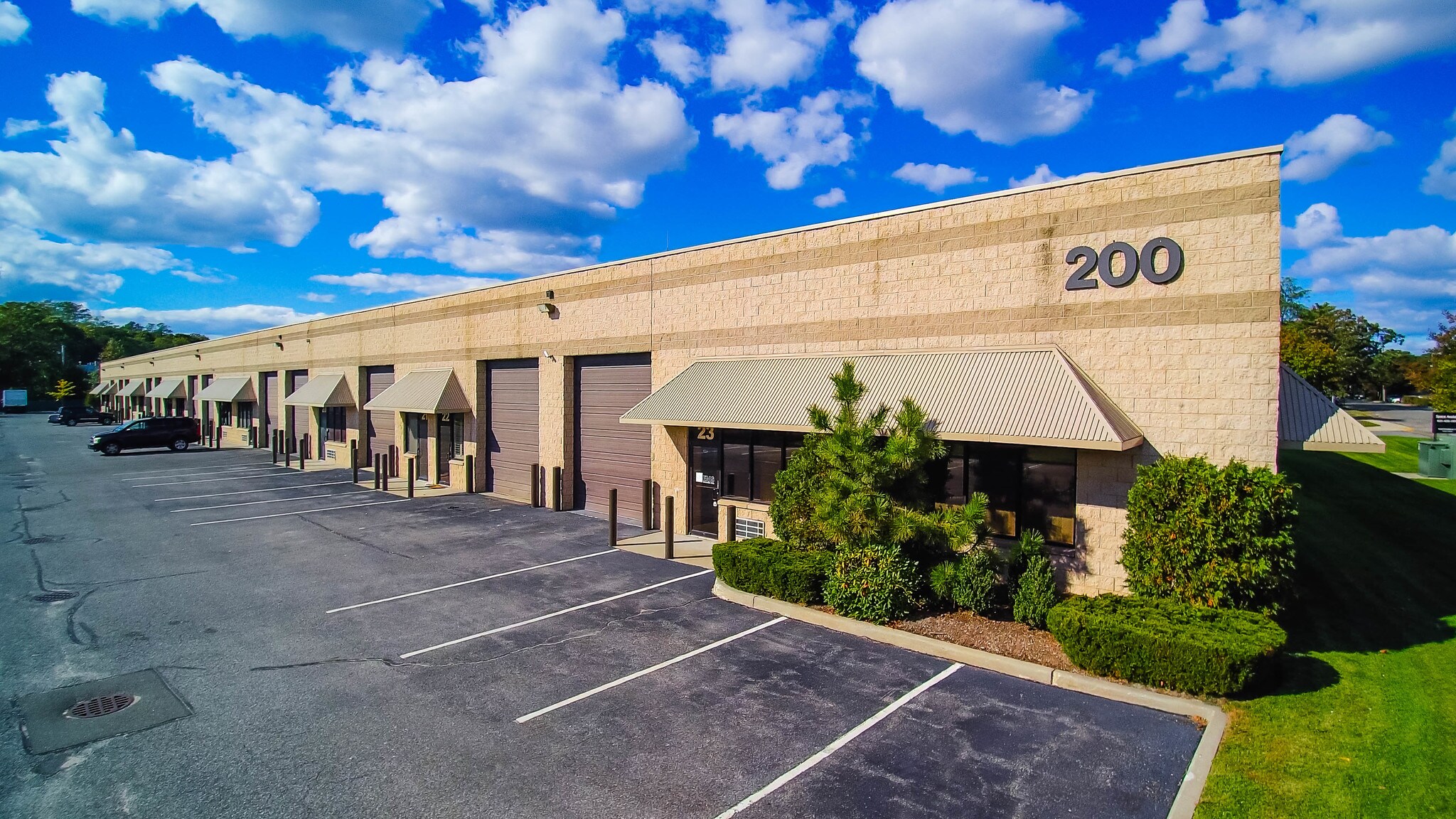 200 Blydenburgh Rd, Islandia, NY à louer Photo principale- Image 1 de 15