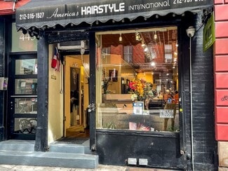Plus de détails pour 445-447 W 50th St, New York, NY - Commerce de détail à louer