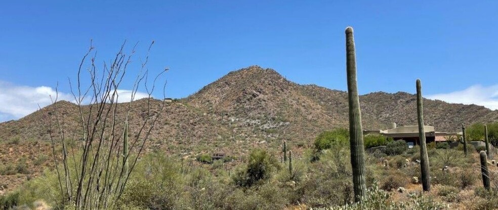 Spur Cross Acreage, Cave Creek, AZ à vendre - Photo du bâtiment - Image 2 de 7