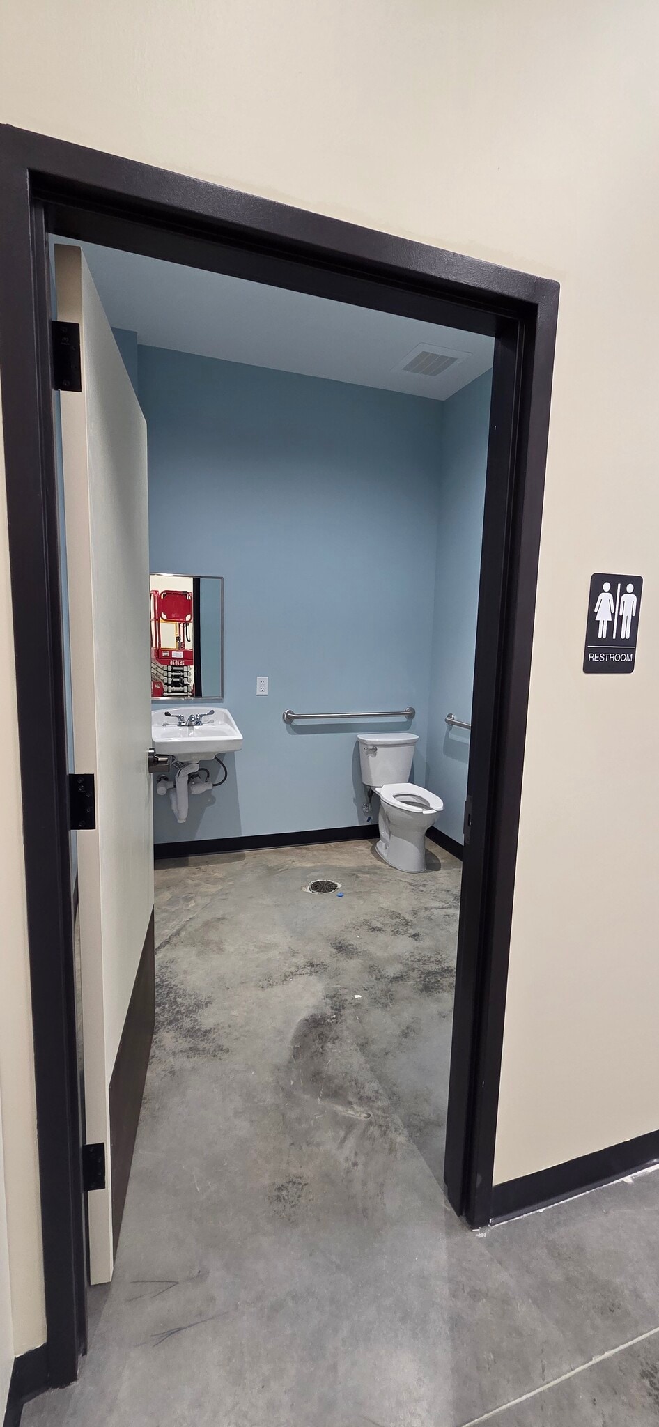 5818 S 107th East Ave, Tulsa, OK à louer Photo intérieure- Image 1 de 5