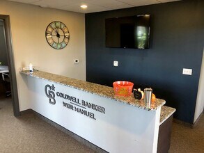 45200 Card Rd, Macomb Township, MI for lease Lobby- Image 2 of 15