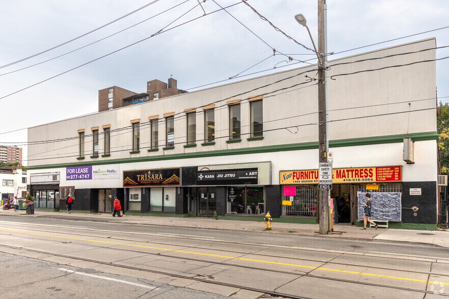 1449-1455 Queen St W, Toronto, ON for lease - Building Photo - Image 2 of 2