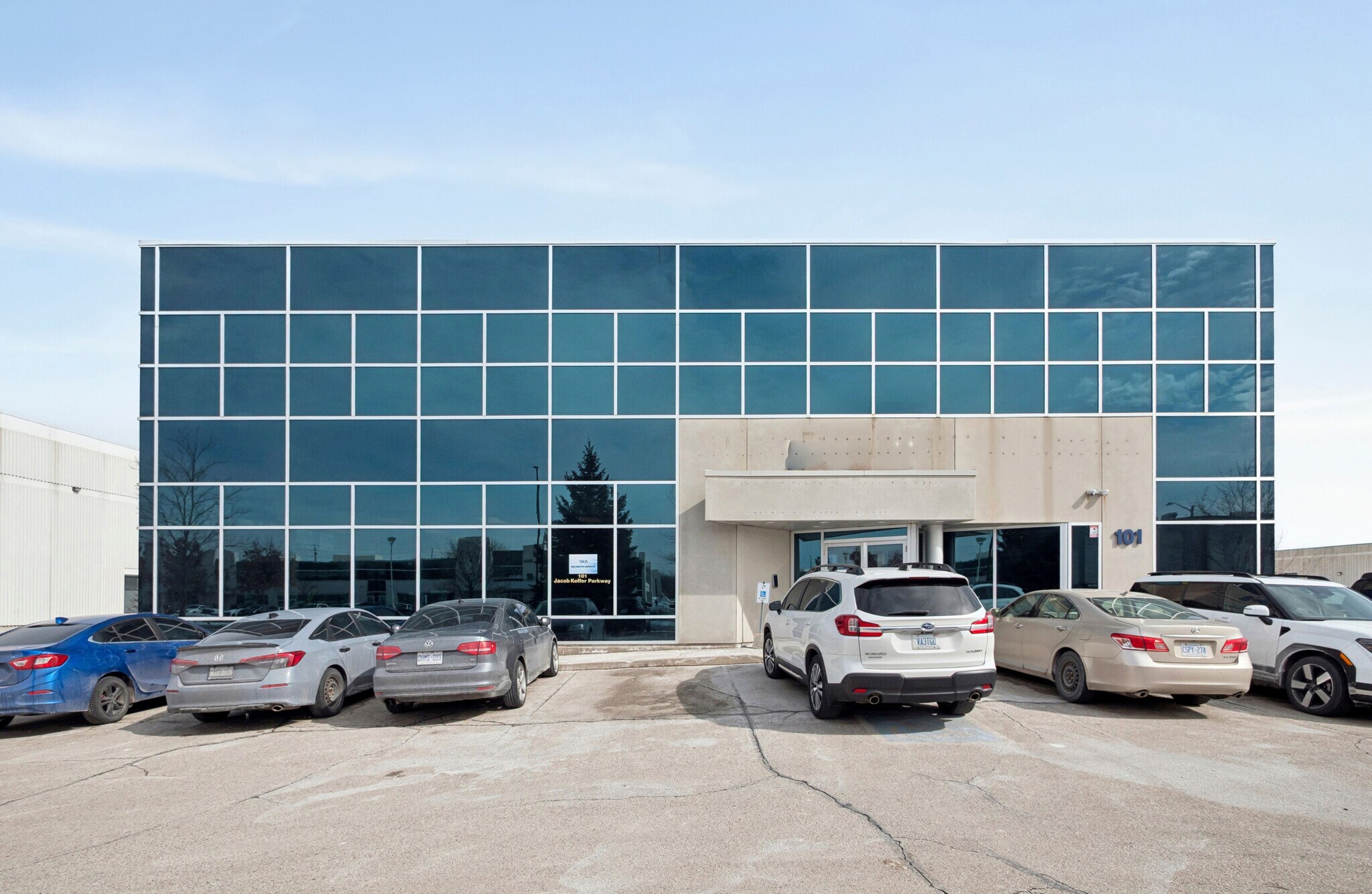 101 Jacob Keffer Pky, Concord, ON for lease Primary Photo- Image 1 of 20