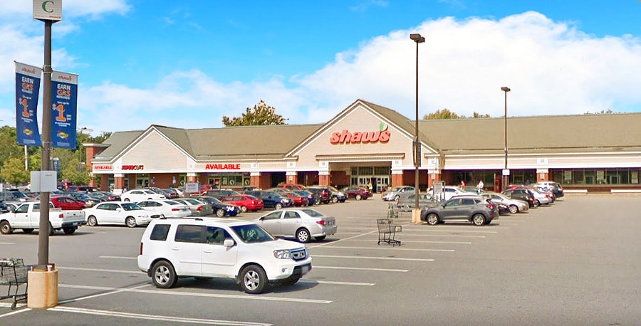 320 Warwick Ave, Warwick, RI for lease - Primary Photo - Image 1 of 1
