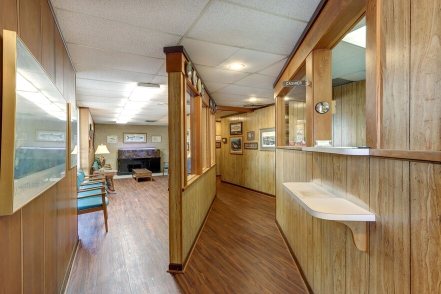 835 E 65th St, Savannah, GA for sale - Building Photo - Image 2 of 13