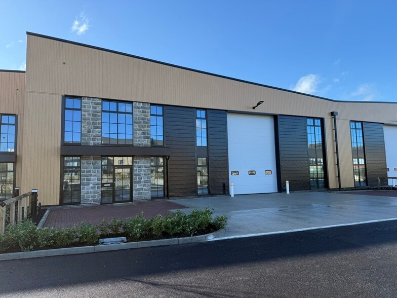 7D Sittingbourne Rd, Maidstone for lease - Building Photo - Image 3 of 12