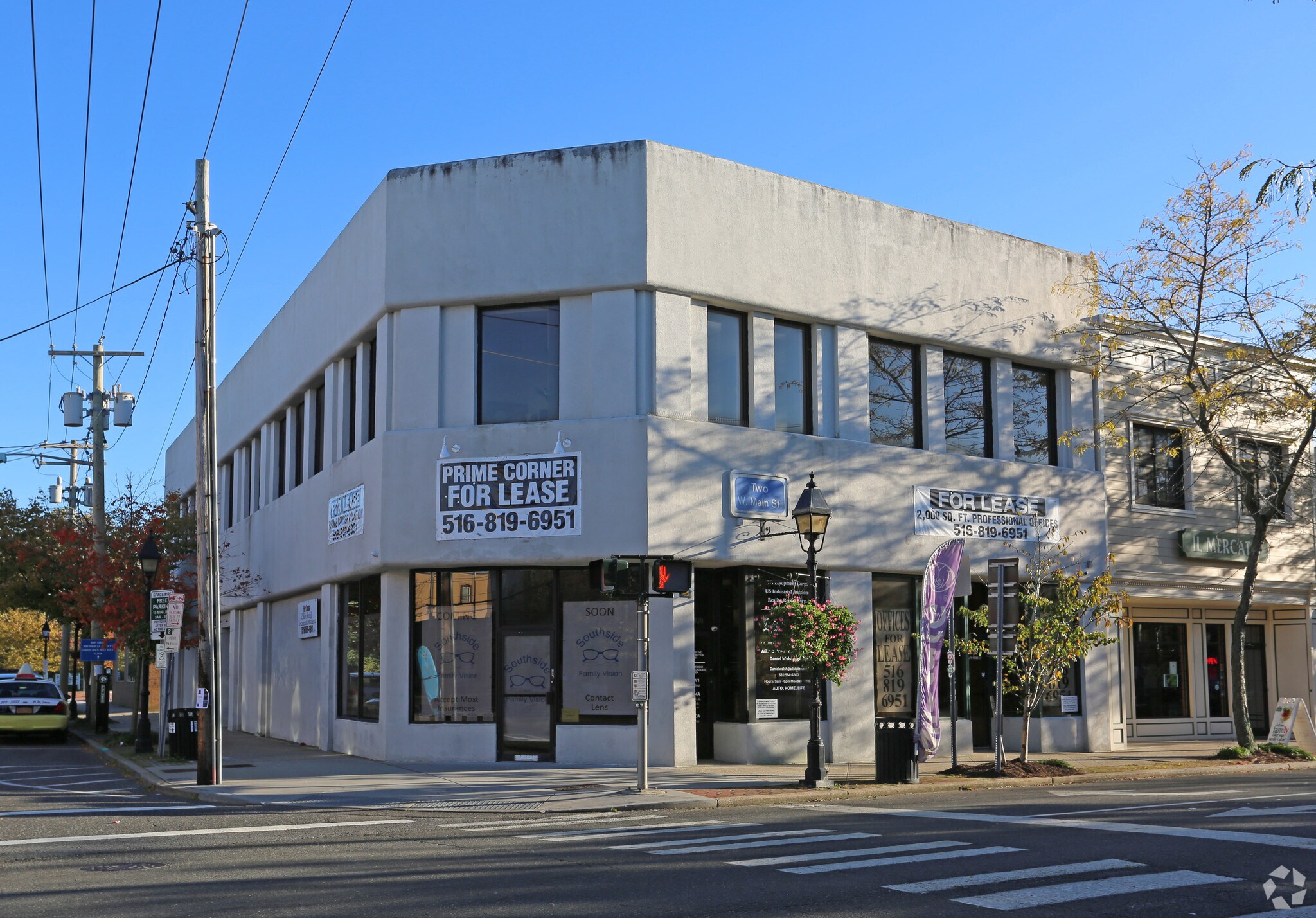 2-4 W Main St, Bay Shore, NY à vendre Photo principale- Image 1 de 10