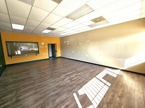 12918 Bellaire Blvd, Houston, TX à louer Photo intérieure- Image 2 de 3