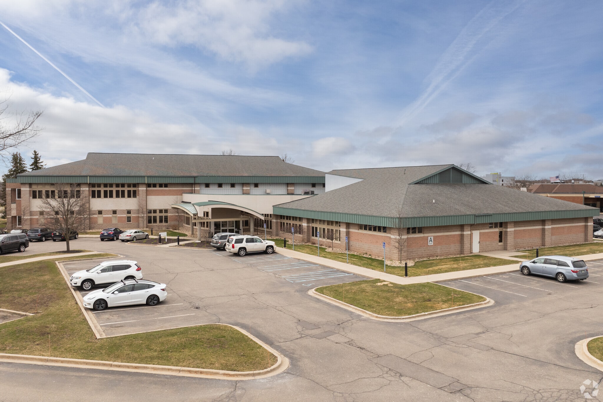 3235-3299 N Wellness Dr, Holland, MI for lease Building Photo- Image 1 of 24