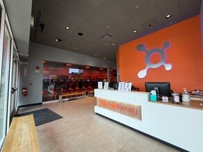 364 Maine Mall Rd, South Portland, ME à louer Photo intérieure- Image 2 de 18