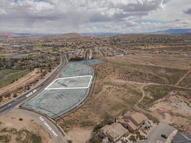 1162 Dixie Dr, St George, UT à vendre - Photo du bâtiment - Image 2 de 4