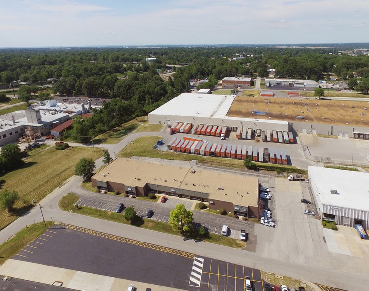 8503-8529 Mid County Industrial Dr, Vinita Park, MO à louer - Photo du bâtiment - Image 3 de 6