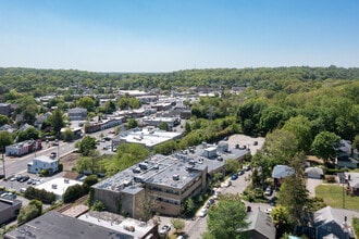 1 Plaza Rd, Greenvale, NY - AÉRIEN  Vue de la carte