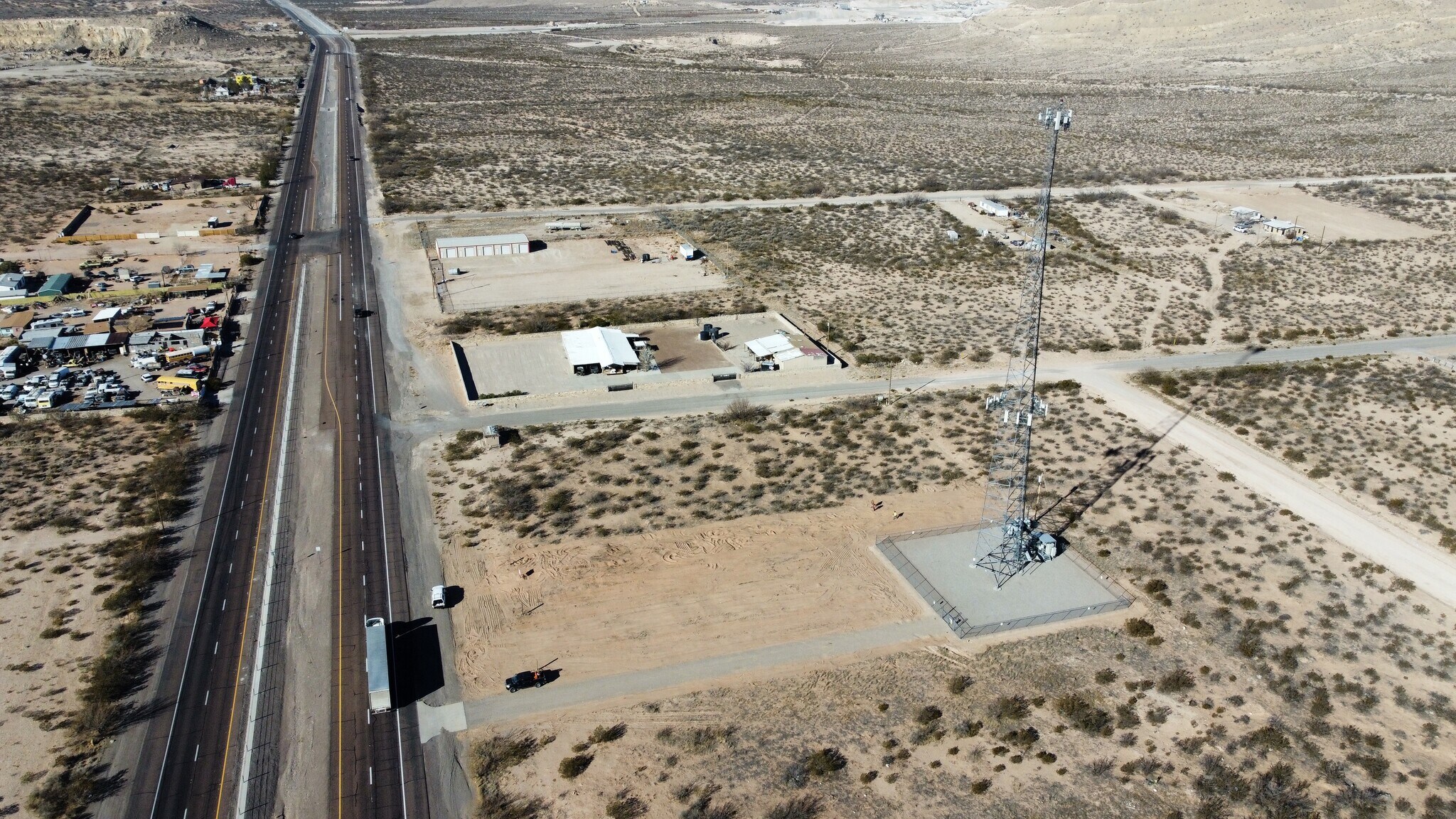 16365 Montana ave, El Paso, TX for lease Primary Photo- Image 1 of 5