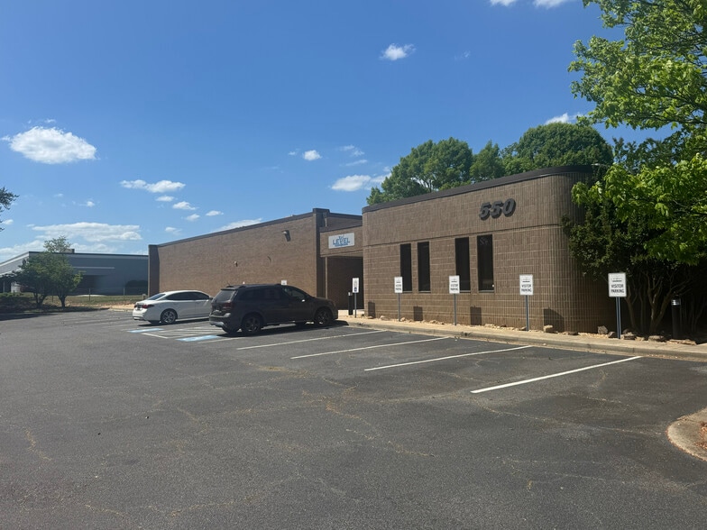 550 Commerce Park Dr SE, Marietta, GA for sale - Primary Photo - Image 1 of 11