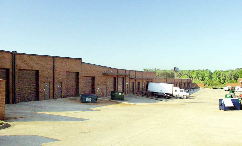 849 Pickens Industrial Dr, Marietta, GA à louer - Autre - Image 2 de 16