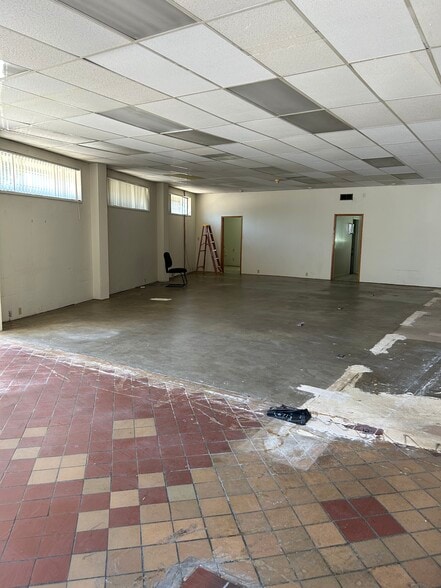 3801-3805 Broadway, Oakland, CA for lease - Building Photo - Image 3 of 12