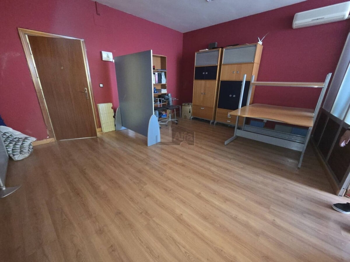 Talavera de la Reina, TOL 45600 - Unit 01 - - Interior Photo - Image 1 of 1