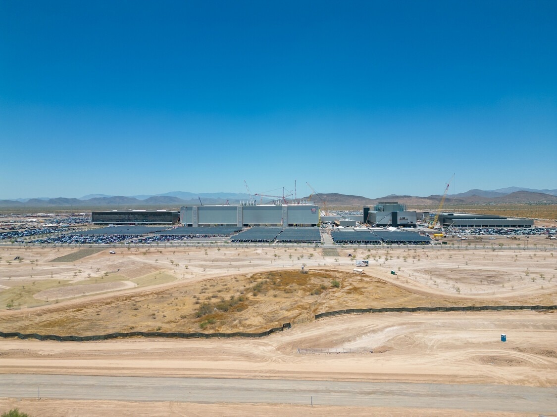 N 195th Ave, Surprise, AZ for sale Primary Photo- Image 1 of 4