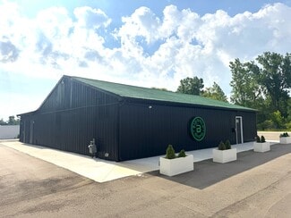 Plus de détails pour 90 3rd St, Sand Lake, MI - Commerce de détail à louer