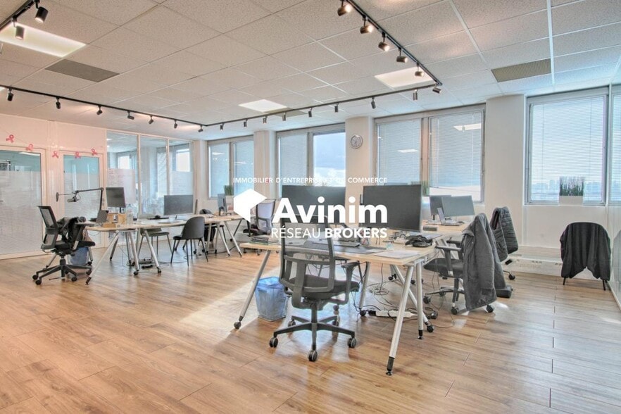 Office in Asnières-sur-Seine for sale - Interior Photo - Image 3 of 11