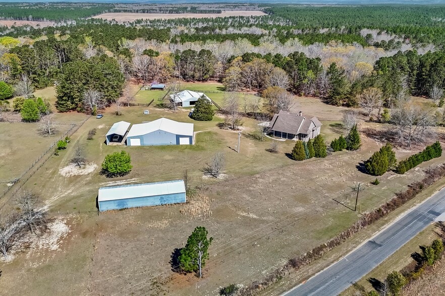 357 Collum Pond Rd, Wagener, SC à vendre - Photo du bâtiment - Image 1 de 2