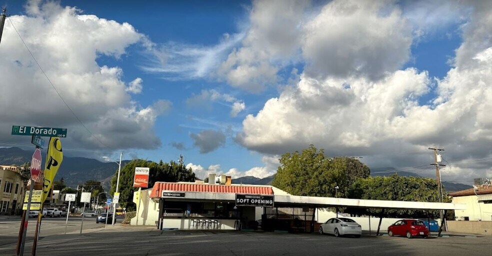 420 S 1st Ave, Arcadia, CA à louer - Photo du bâtiment - Image 3 de 15