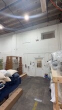 2075 47th St, Sarasota, FL for lease - Commercial Listing Video 