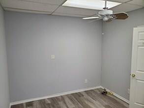 400-402 Main St, Metuchen, NJ for lease Interior Photo- Image 2 of 8