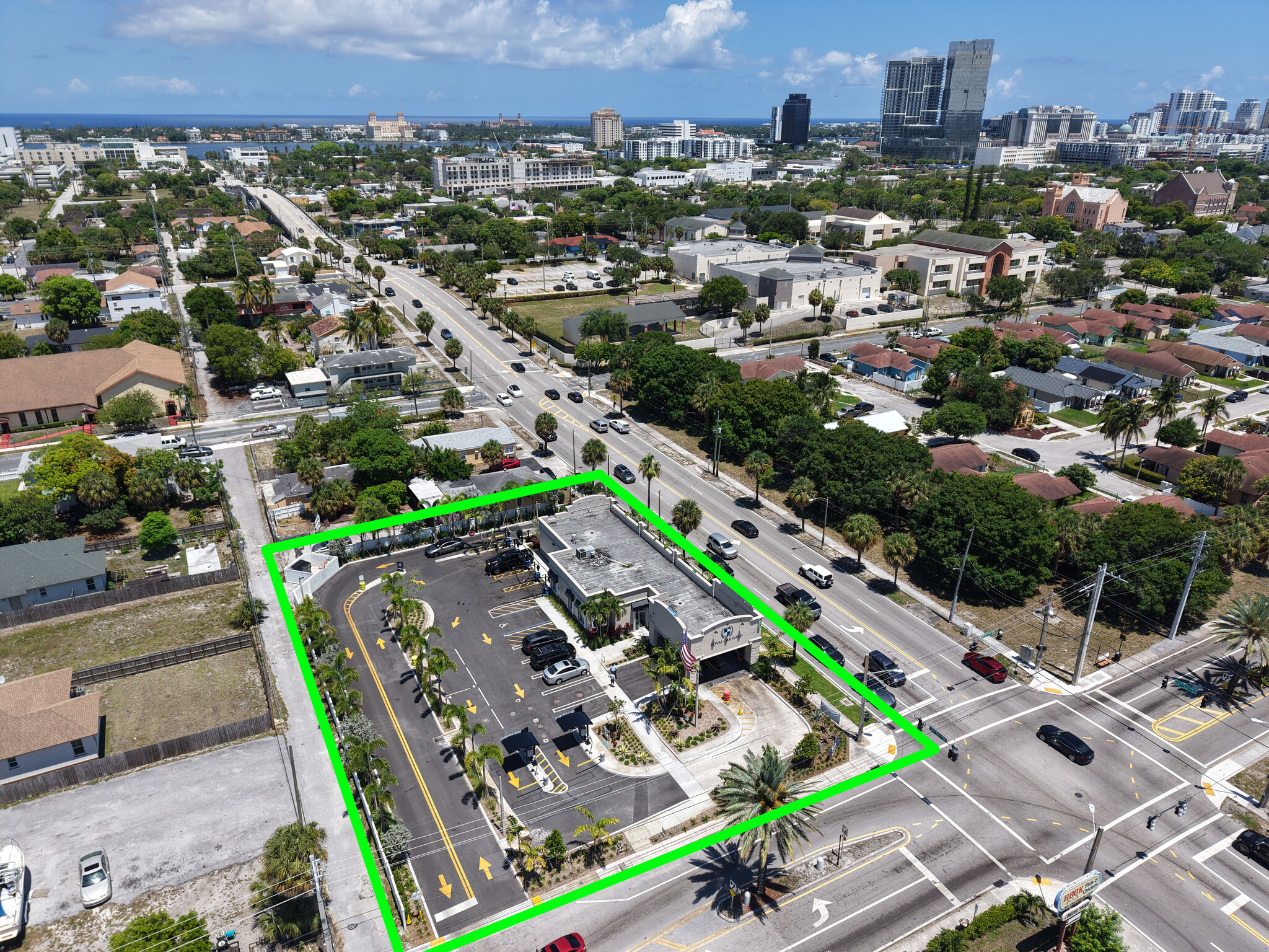 921 Palm Beach Lakes Blvd, West Palm Beach, FL for sale Building Photo- Image 1 of 28