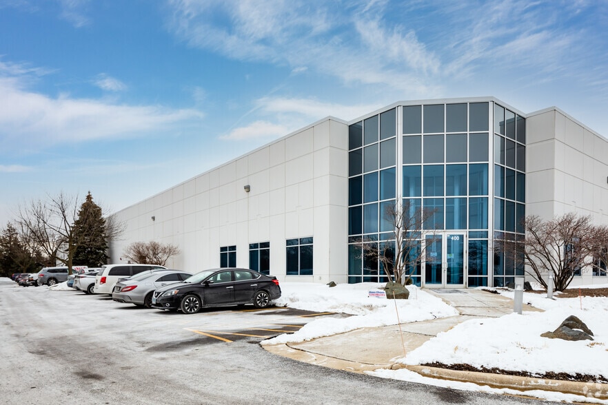 400 Medinah Rd, Roselle, IL for lease - Primary Photo - Image 1 of 5
