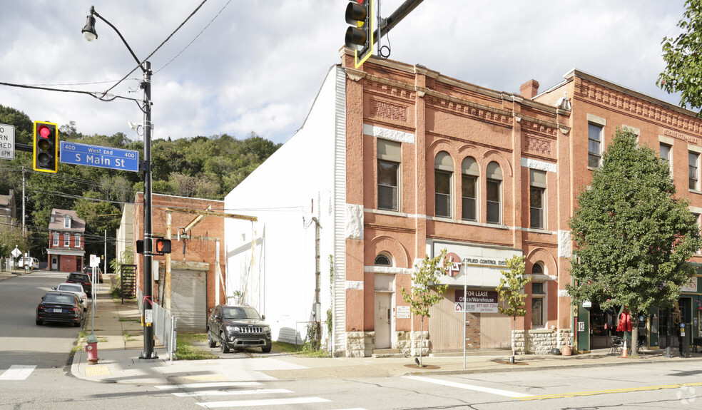 426 S Main St, Wabash, PA for sale - Primary Photo - Image 1 of 5