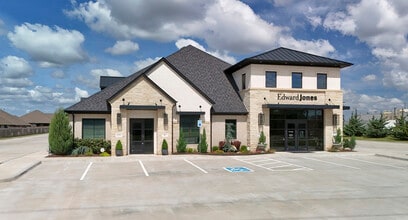 13709 S Santa Fe Ave, Oklahoma City, OK à louer Photo intérieure- Image 2 de 12