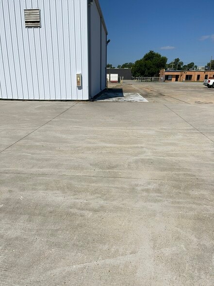 9203 Highway 23, Belle Chasse, LA for lease - Building Photo - Image 3 of 5